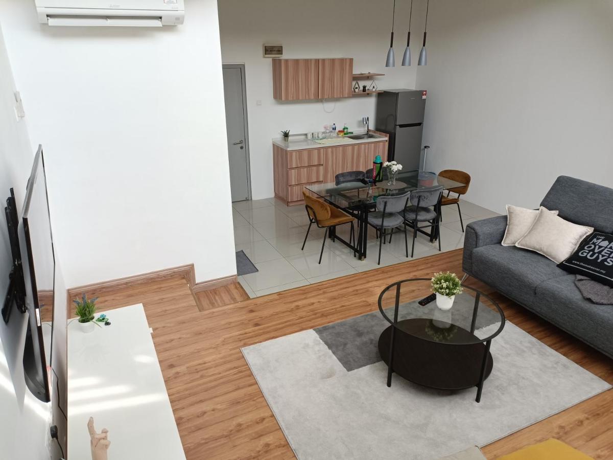 Loft Signature Executive Suite Empire City 페탈링자야 외부 사진