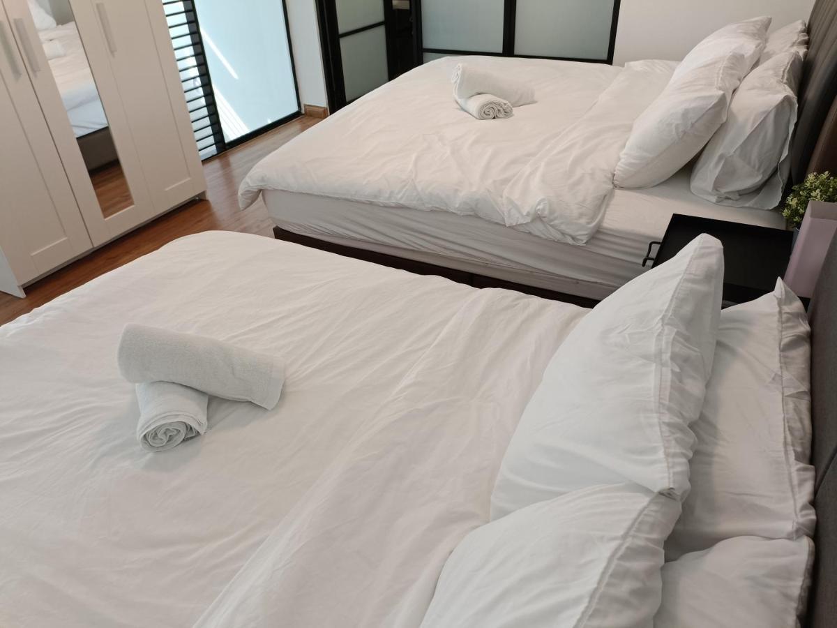 Loft Signature Executive Suite Empire City 페탈링자야 외부 사진