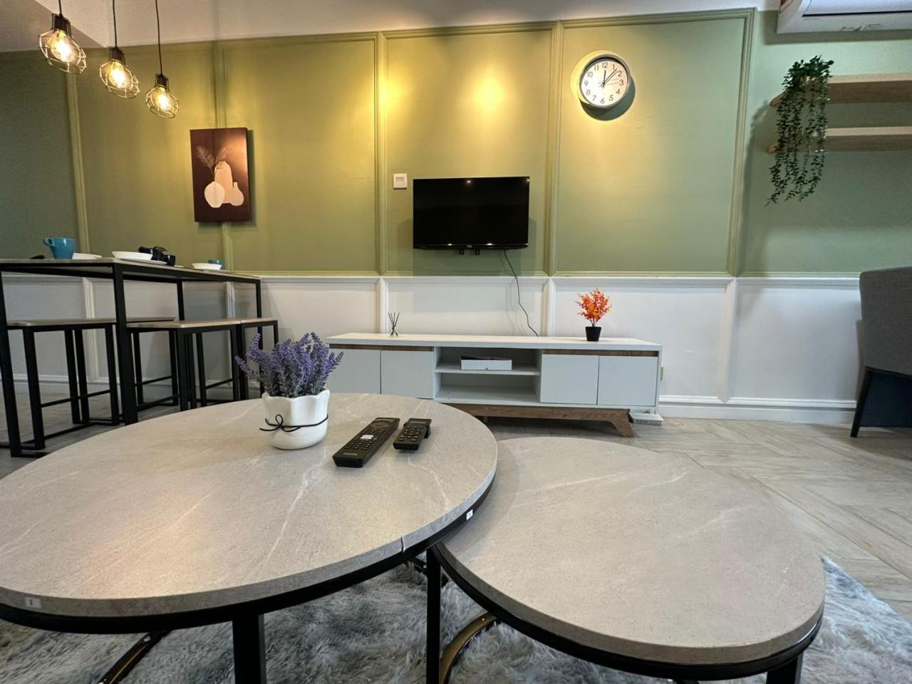 Loft Signature Executive Suite Empire City 페탈링자야 외부 사진